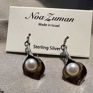 Noa Zuman pierced wire 925 calla Lilly with natural pearl earrings. 1” dangle